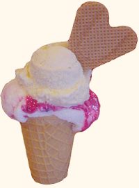 Cono gelato con wafer a forma di cuore